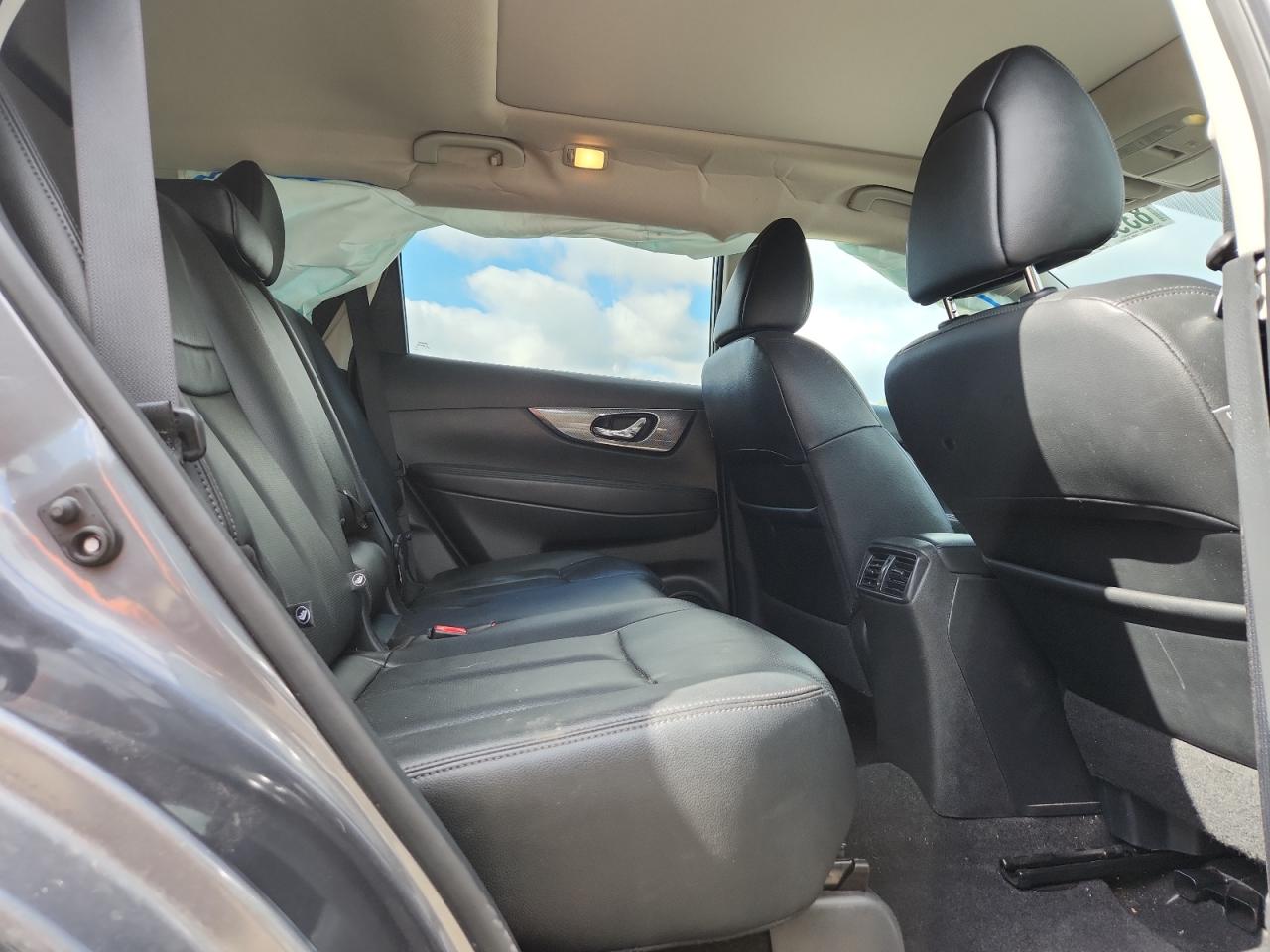 2016 Nissan Rogue S VIN: 5N1AT2MT4GC895069 Lot: 83953595
