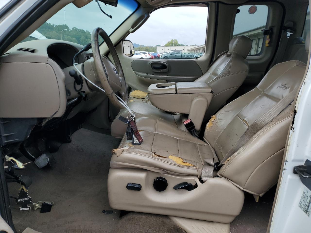 2003 Ford F150 VIN: 1FTRX18L73NA98989 Lot: 81238155