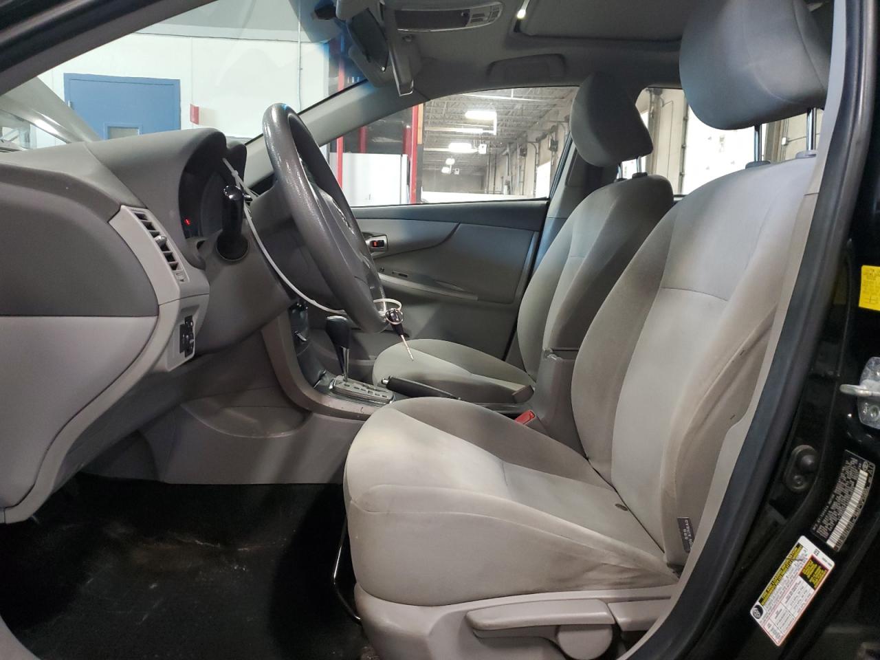 2010 Toyota Corolla Base VIN: 2T1BU4EE4AC502820 Lot: 84185215