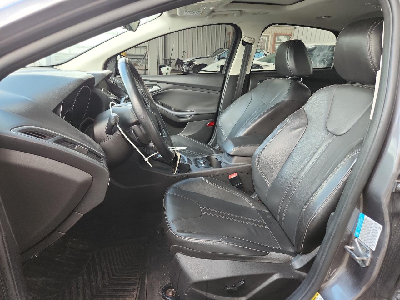 2013 Ford Focus Titanium VIN: 1FADP3J25DL363080 Lot: 84203285