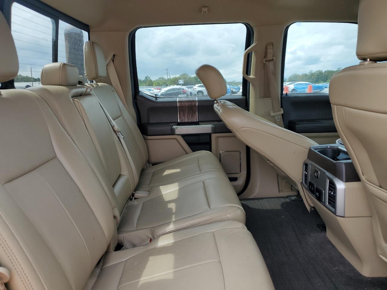 2018 Ford F150 Supercrew VIN: 1FTEW1E55JFA89044 Lot: 81330055