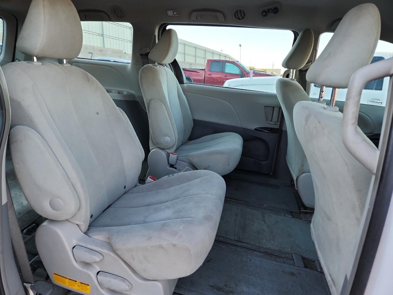 2014 Toyota Sienna VIN: 5TDZK3DCXES467793 Lot: 83985505