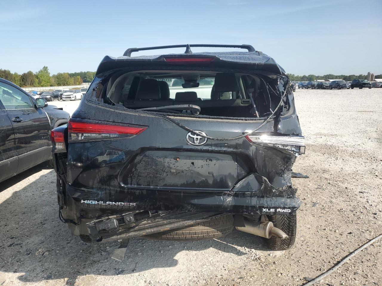 2022 Toyota Highlander Xle VIN: 5TDGZRBH2NS226749 Lot: 71797375