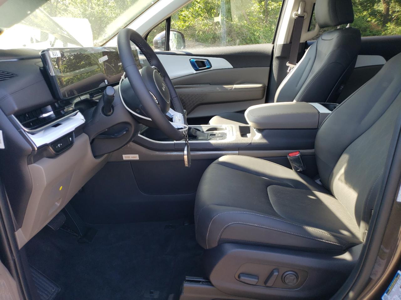 2026 Kia Carnival Lx VIN: KNDNB5K31T6554136 Lot: 71665635