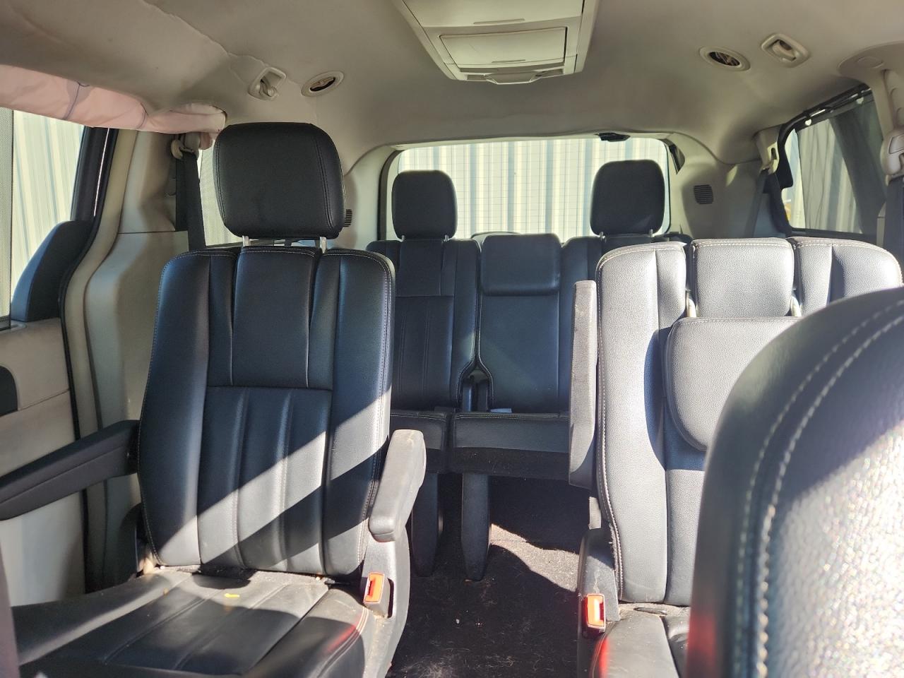 2014 Chrysler Town & Country Touring VIN: 2C4RC1BG7ER339284 Lot: 81719165