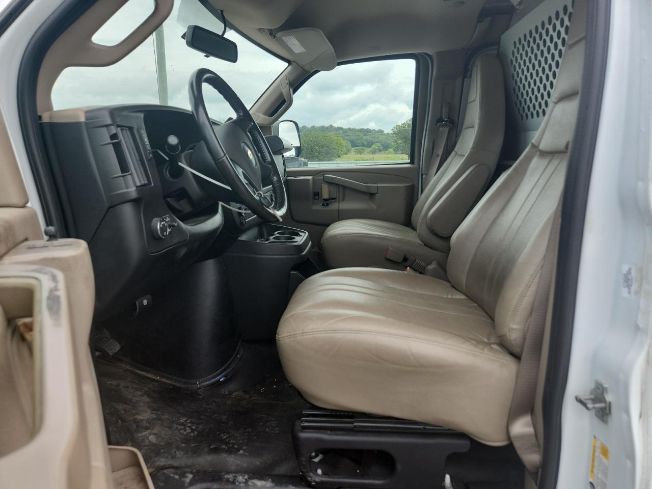 2023 Chevrolet Express G2500 VIN: 1GCWGAFP8P1102442 Lot: 84003305