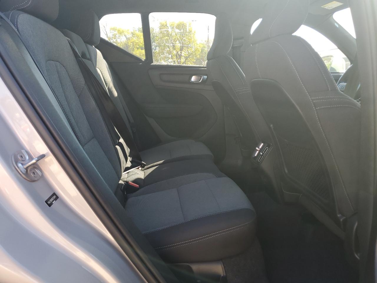 2024 Volvo Xc40 Core VIN: YV4L12UK9R2335841 Lot: 84775795