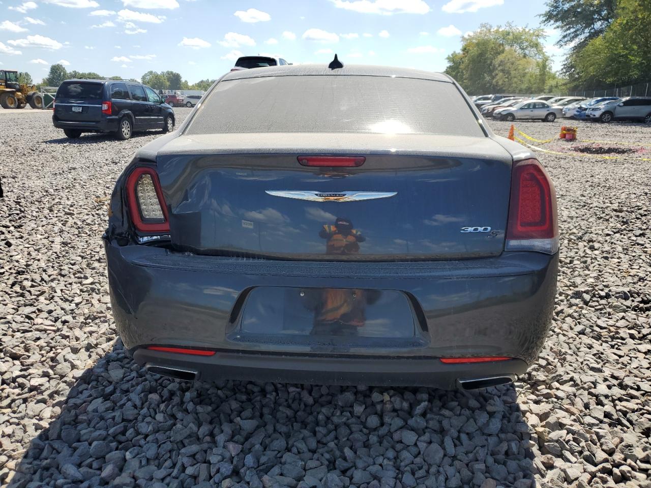 2016 Chrysler 300 S VIN: 2C3CCABG4GH252929 Lot: 71034715