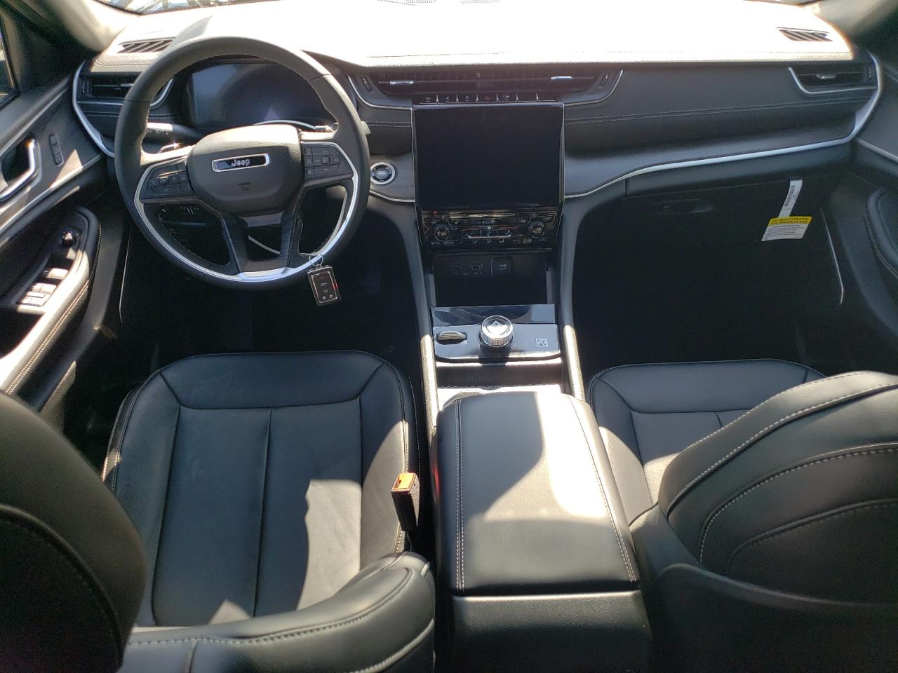 2025 Jeep Grand Cherokee L Limited VIN: 1C4RJKBG0S8711132 Lot: 71666455