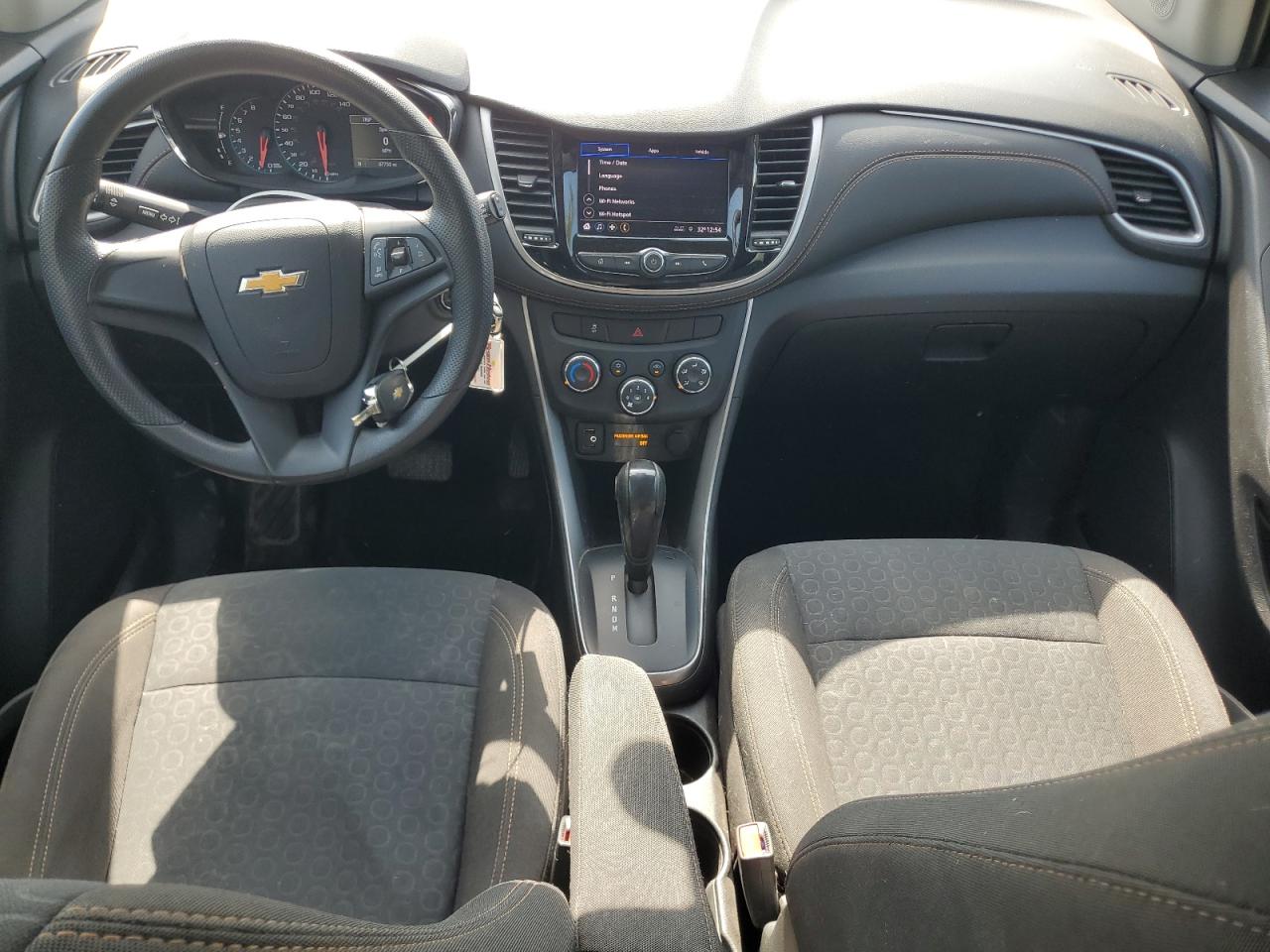 2020 Chevrolet Trax Ls VIN: KL7CJKSB4LB053374 Lot: 81213615