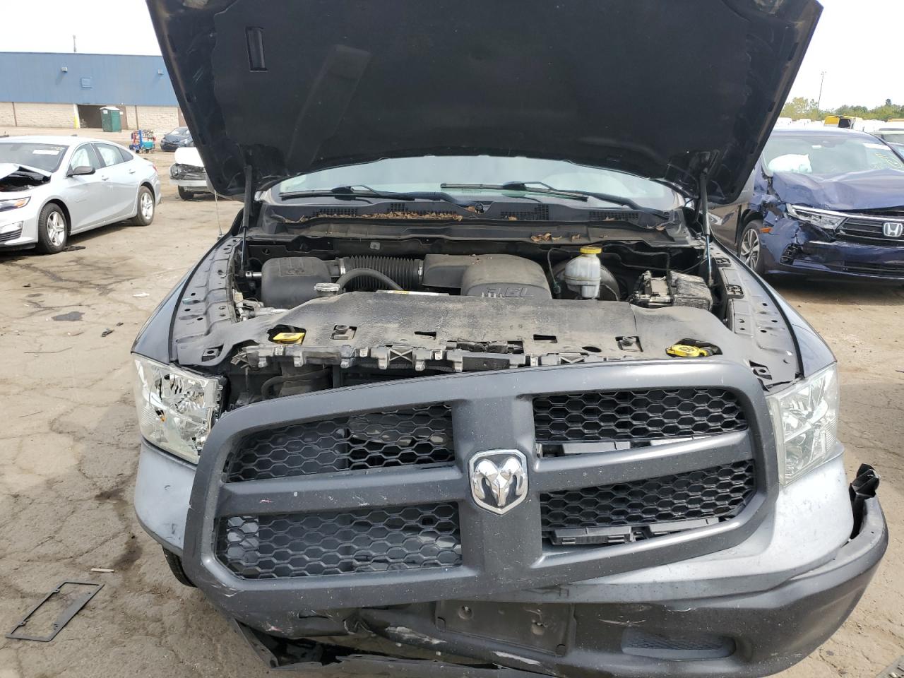 2018 Ram 1500 St VIN: 1C6RR6FG5JS341590 Lot: 80008255