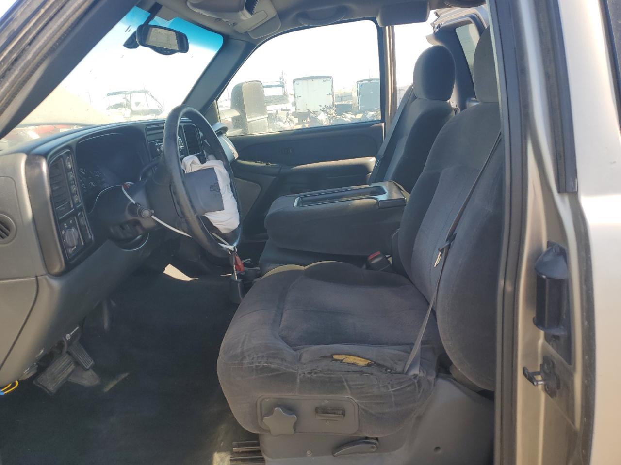 2001 Chevrolet Silverado K2500 VIN: 1GCGK29UX1Z292635 Lot: 81832065