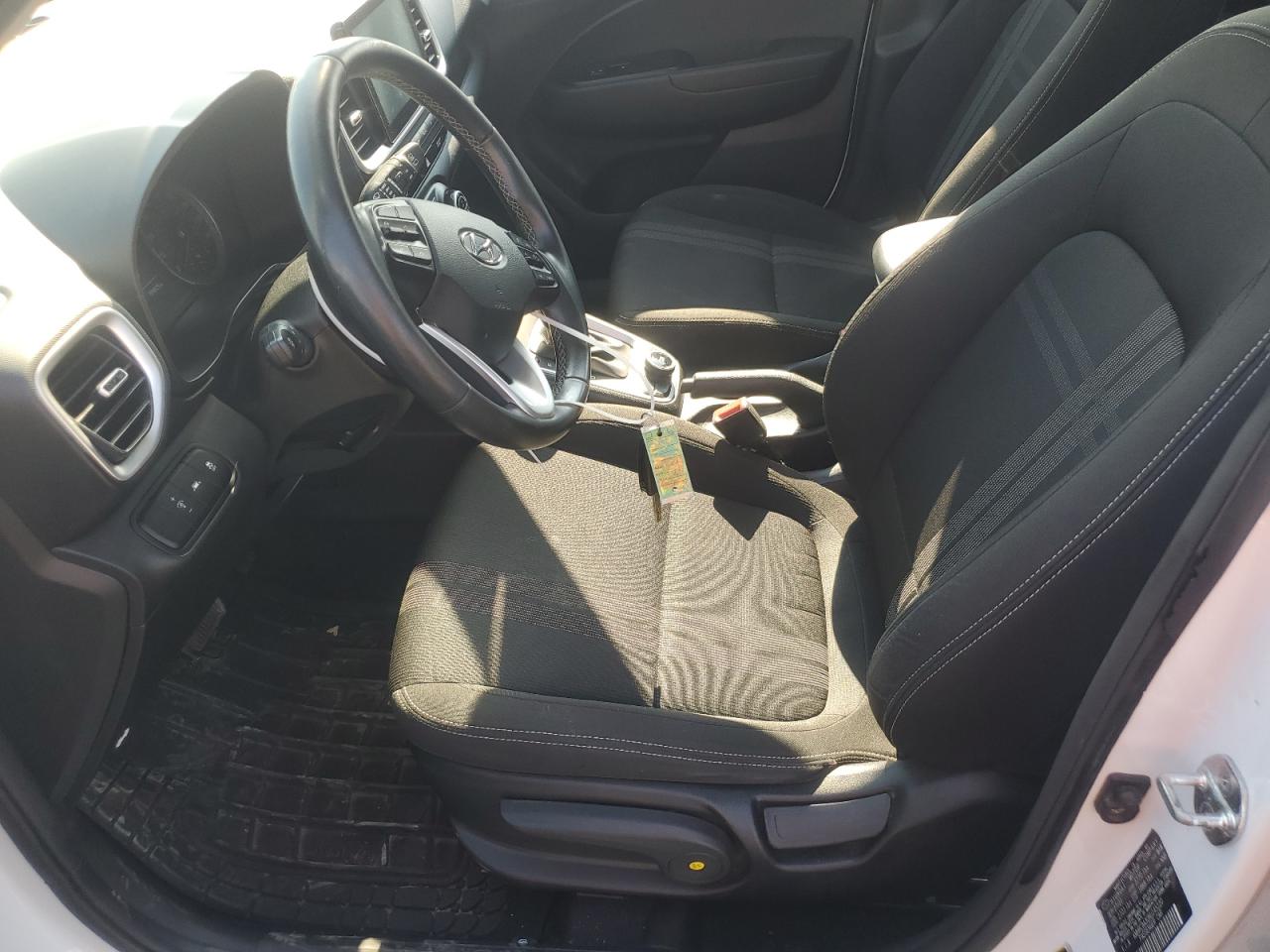 2022 Hyundai Venue Sel VIN: KMHRC8A30NU145220 Lot: 71931465