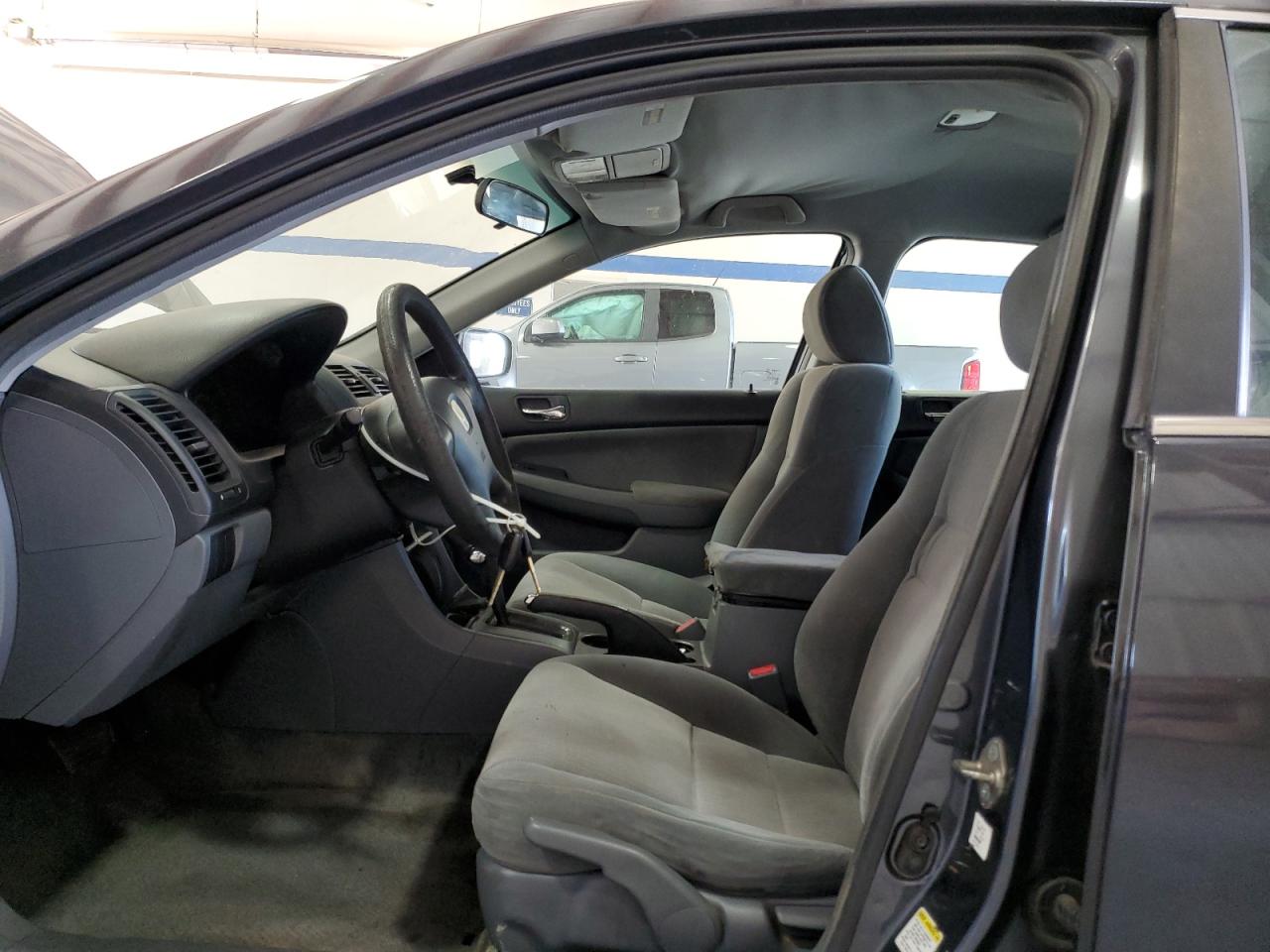 2005 Honda Accord Lx VIN: 1HGCM56495A116955 Lot: 81172705