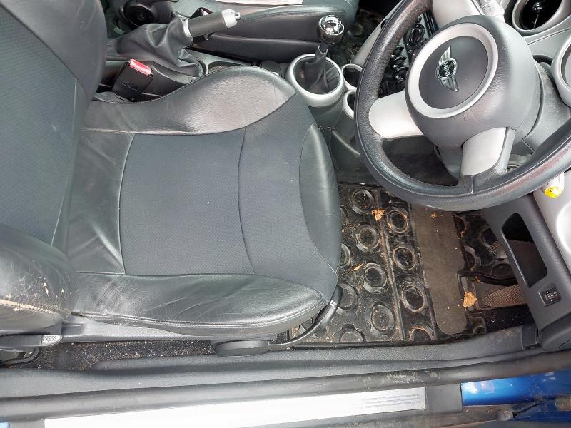 2006 MINI MINI COOPER 