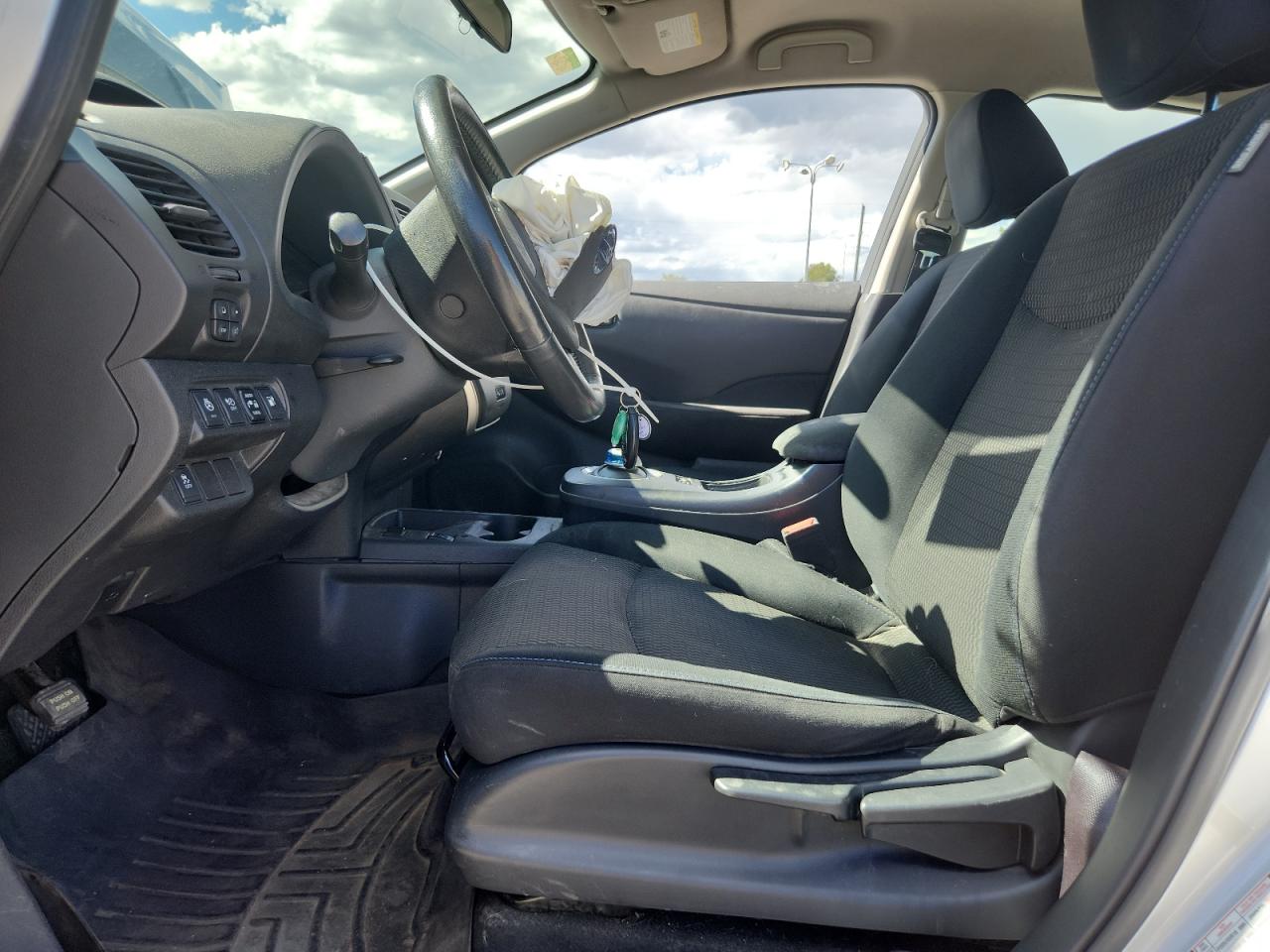 2015 Nissan Leaf S VIN: 1N4AZ0CP8FC320327 Lot: 80351245