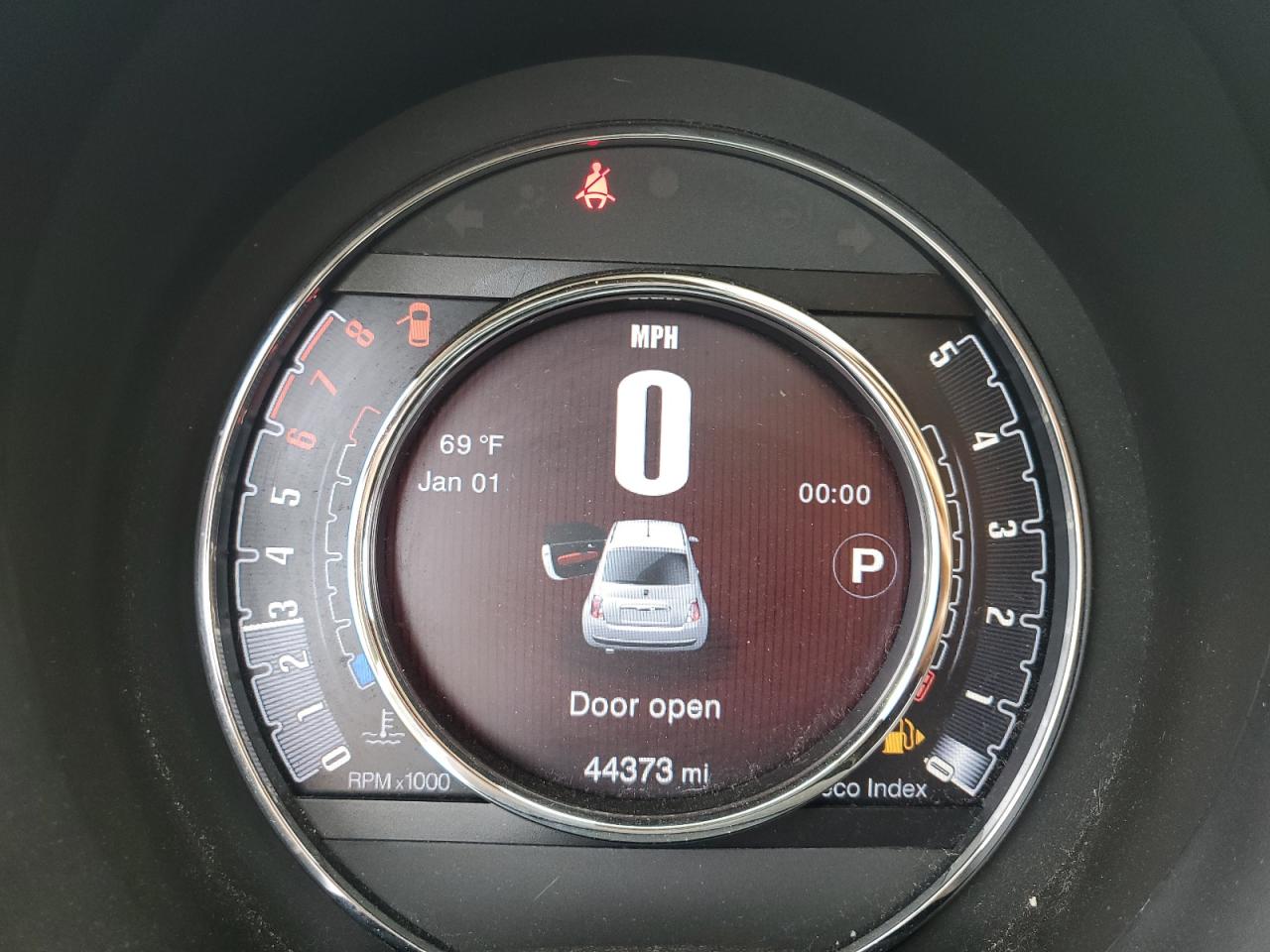 2015 Fiat 500 Lounge VIN: 3C3CFFCRXFT541095 Lot: 84003235