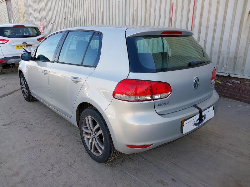 2010 VOLKSWAGEN GOLF S TDI 