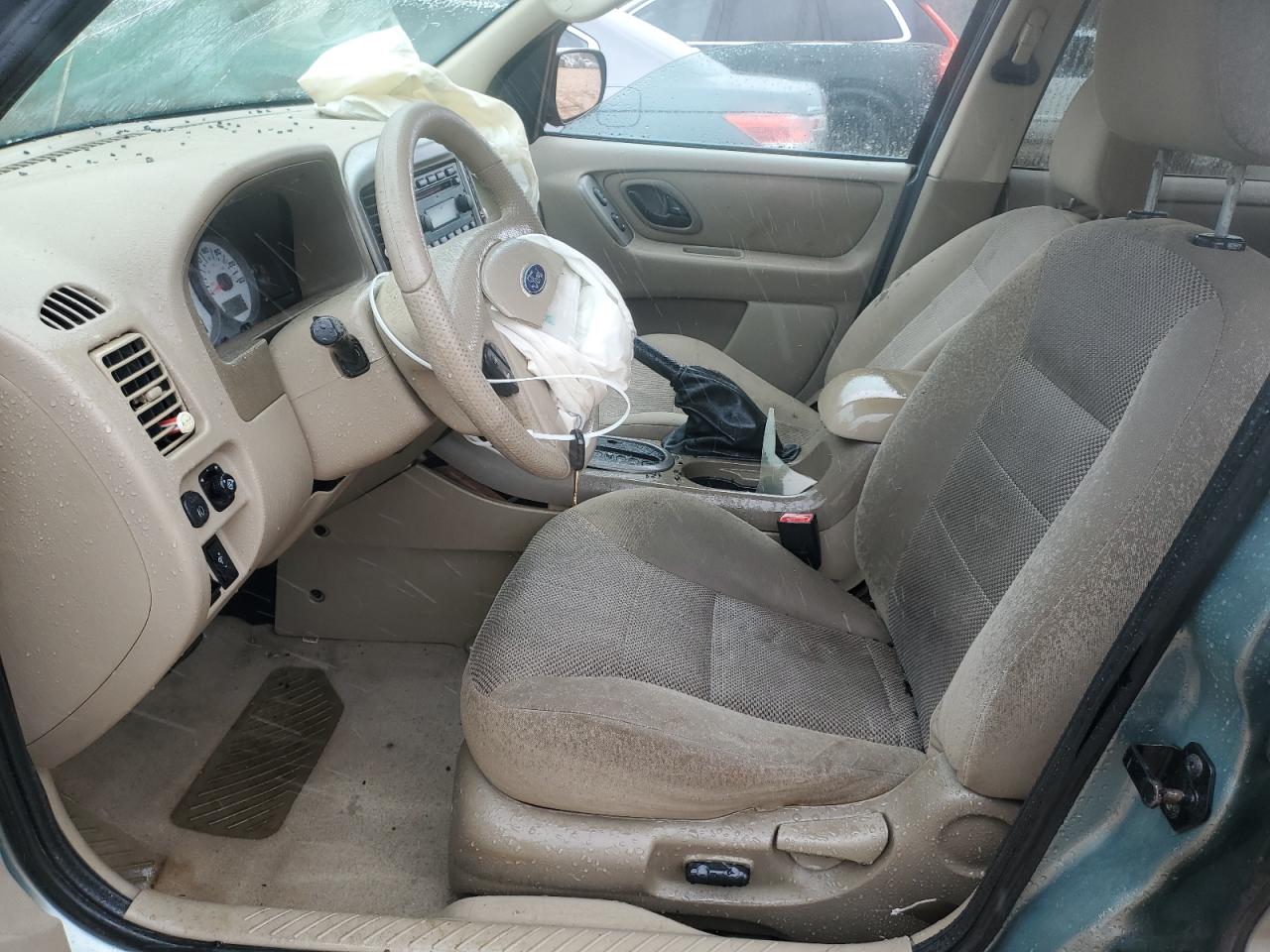 2005 Ford Escape Xlt VIN: 1FMYU93155DA17405 Lot: 83852995