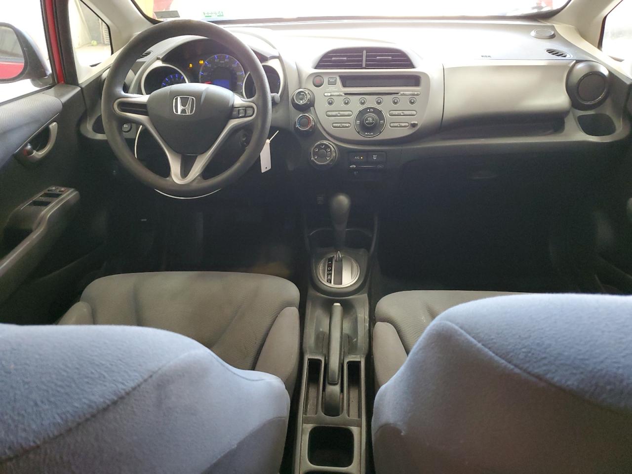 2013 Honda Fit VIN: JHMGE8H33DC080622 Lot: 80543995