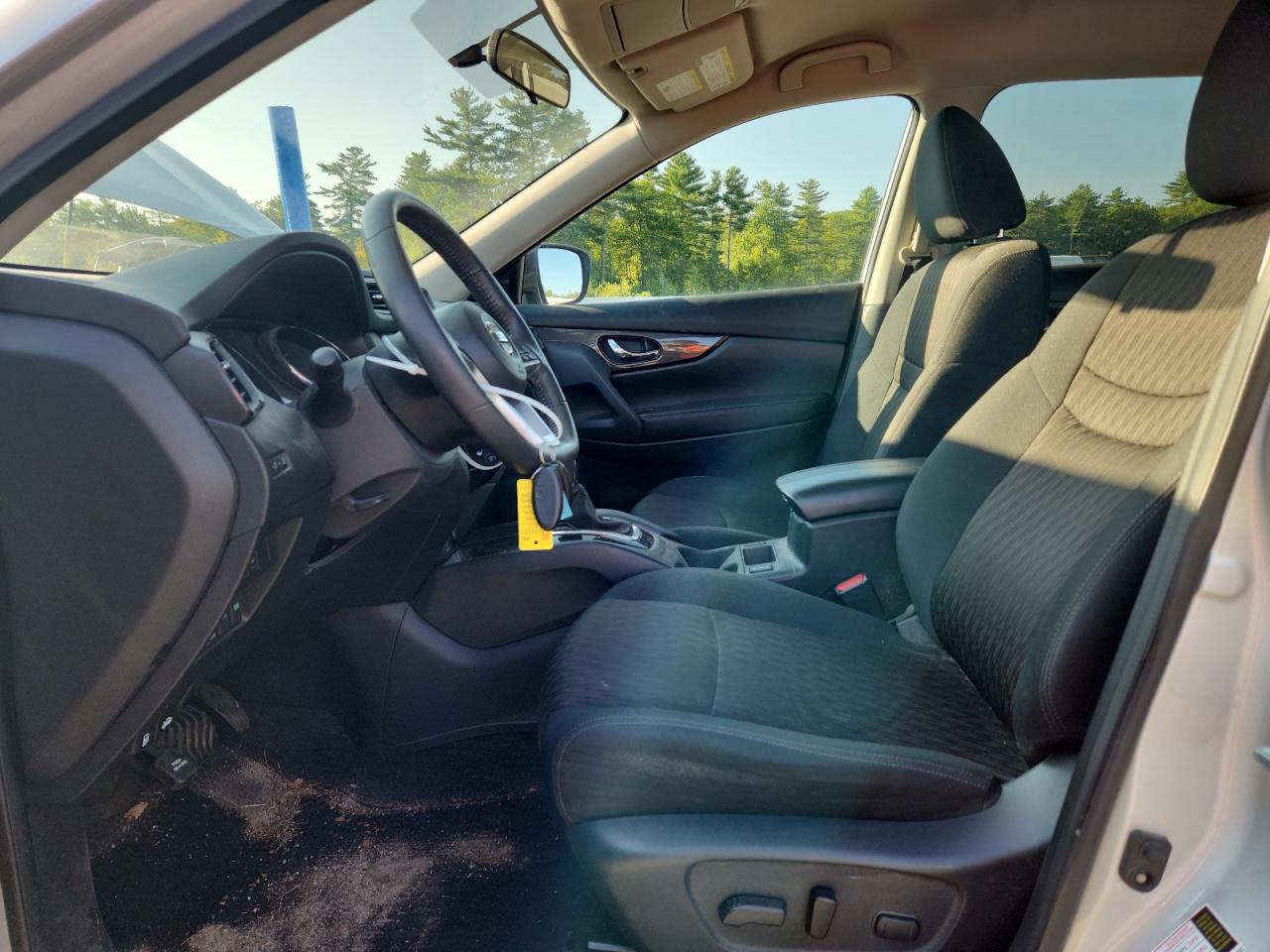 2017 Nissan Rogue Sv VIN: 5N1AT2MVXHC810352 Lot: 80309975