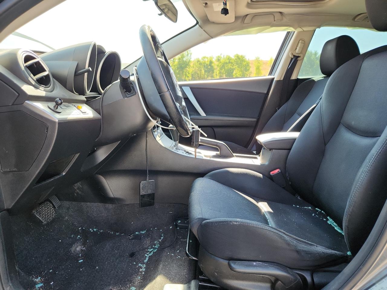 2010 Mazda 3 S VIN: JM1BL1H61A1313777 Lot: 70851605