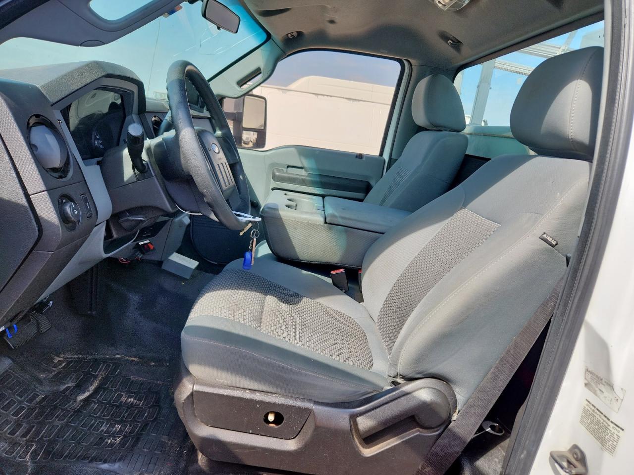 2011 Ford Super Duty F VIN: 1FDUF4GY8BEA63190 Lot: 81238845