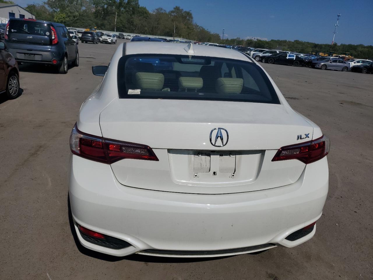 2018 Acura Ilx Premium VIN: 19UDE2F7XJA005447 Lot: 71279555