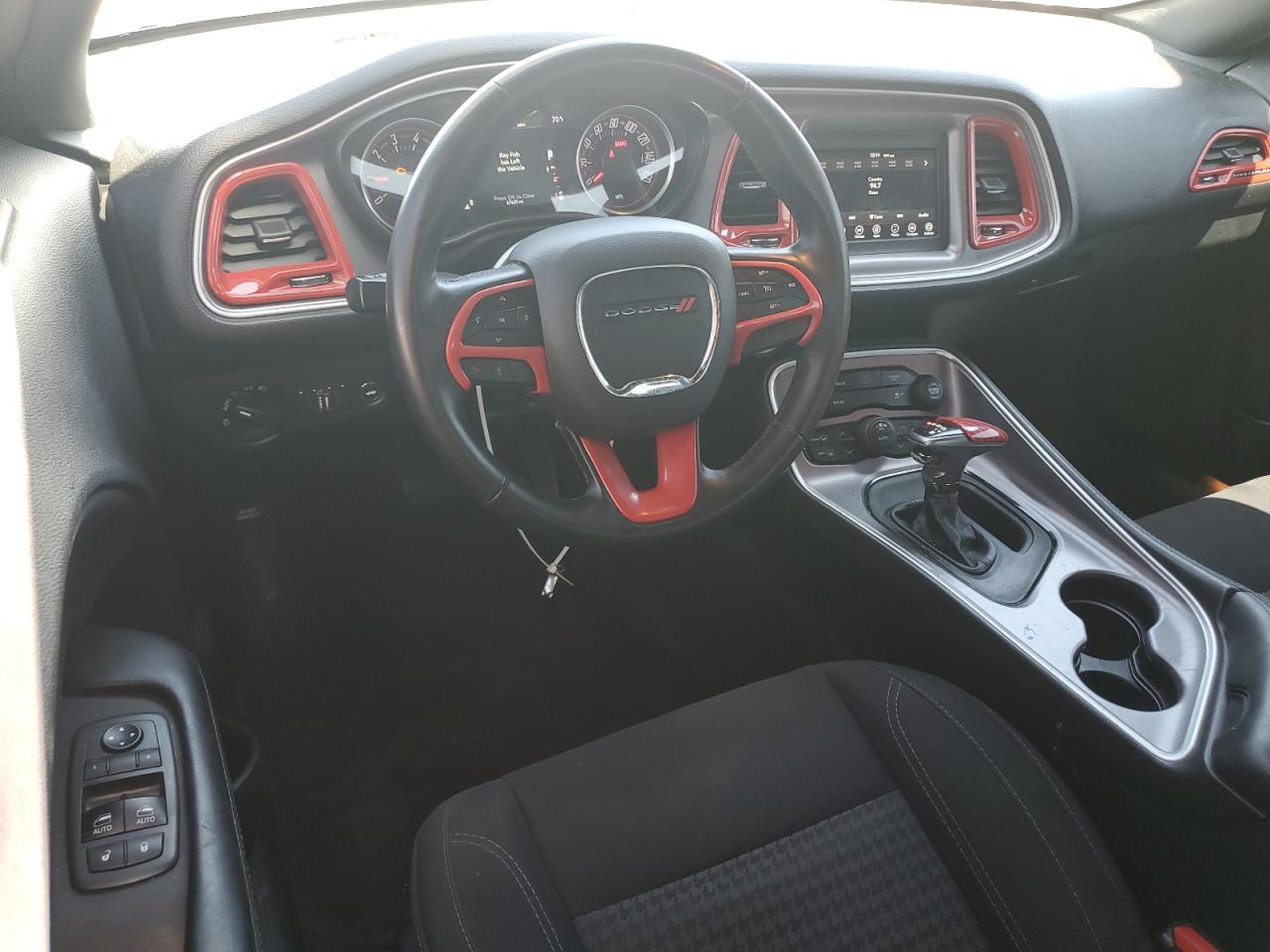 2019 Dodge Challenger Sxt VIN: 2C3CDZAG4KH525227 Lot: 71823285