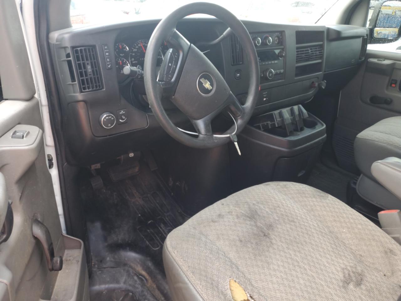 2008 Chevrolet Express G2500 VIN: 1GCGG25K981182772 Lot: 70751575