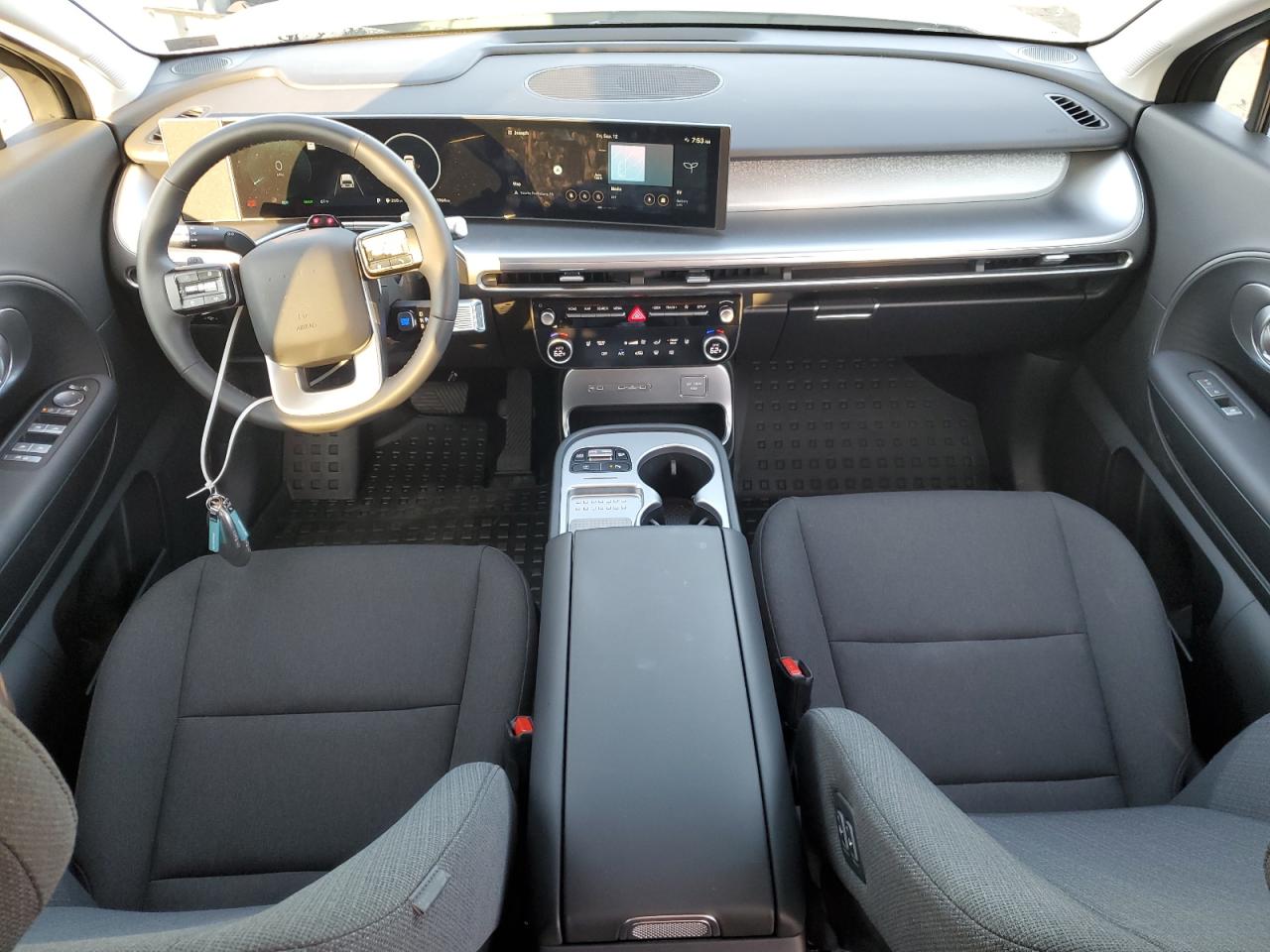 2026 Hyundai Ioniq 9 Se VIN: 7YAMTFS38TY001639 Lot: 72052245