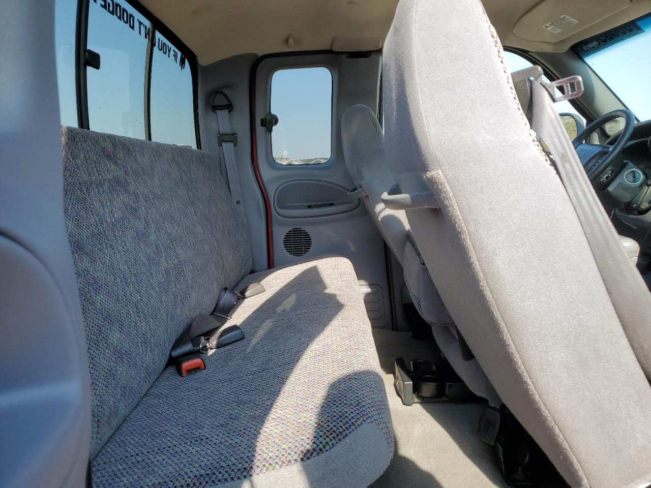 2000 Dodge Ram 1500 VIN: 1B7HF13Z9YJ133220 Lot: 80389065