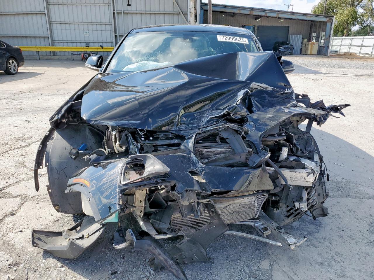 Фото: WBXYJ5C33JEF74086