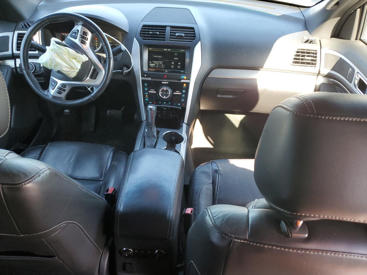 2015 Ford Explorer Sport VIN: 1FM5K8GT2FGA17053 Lot: 71752895