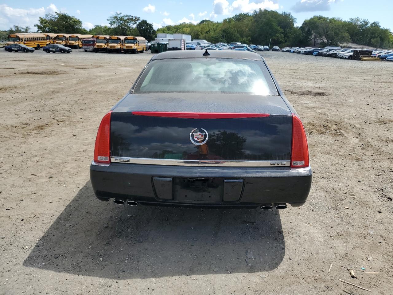 2010 Cadillac Dts Platinum VIN: 1G6KP5E91AU131301 Lot: 92828485