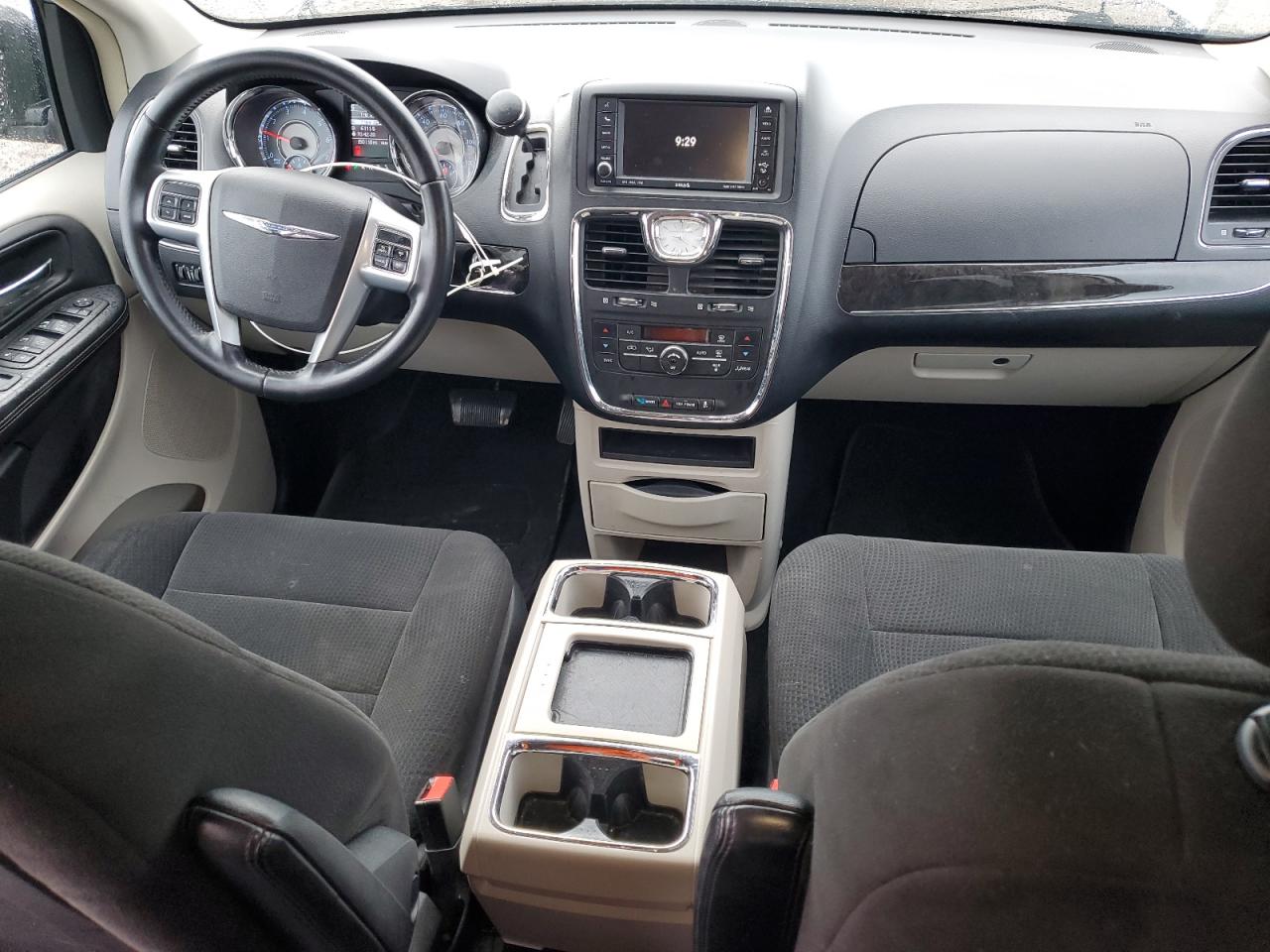 2011 Chrysler Town & Country Touring VIN: 2A4RR5DG4BR770898 Lot: 82034795