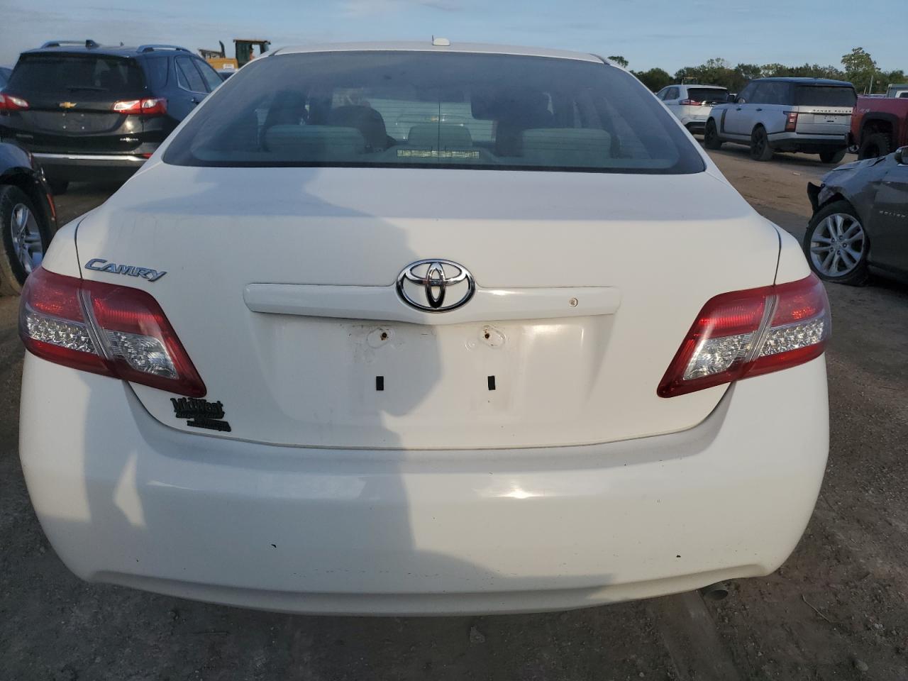 2010 Toyota Camry Base VIN: 4T4BF3EK9AR047848 Lot: 81363145