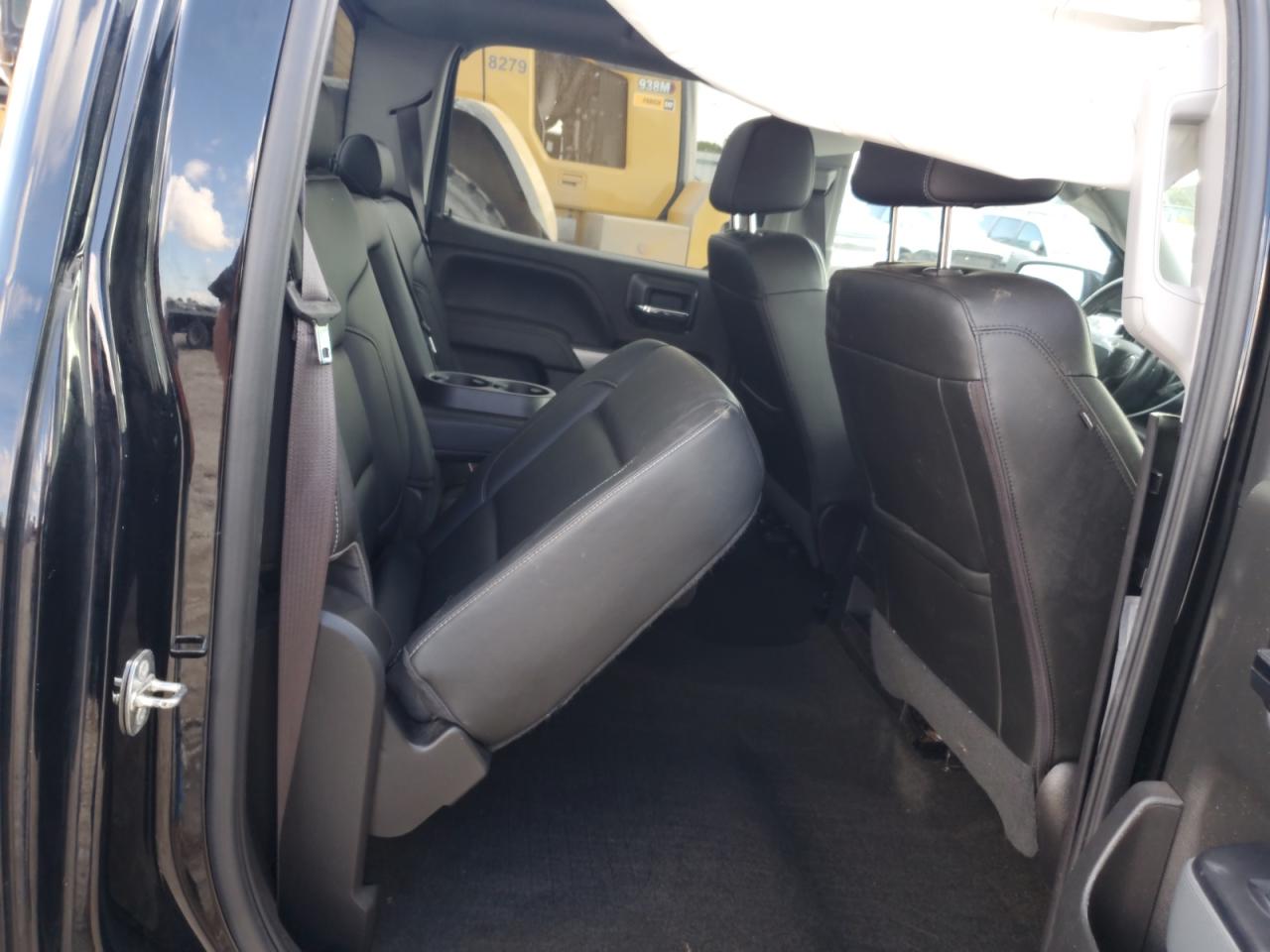 2017 Chevrolet Silverado K1500 Lt VIN: 3GCUKREC6HG124686 Lot: 82100375