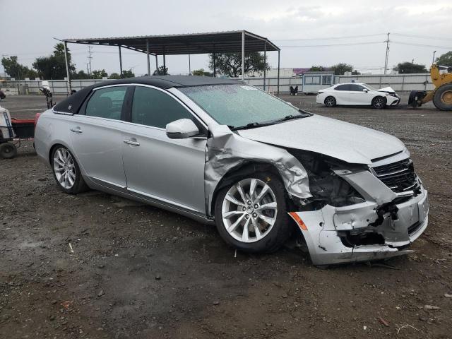  CADILLAC XTS 2016 Серебристый