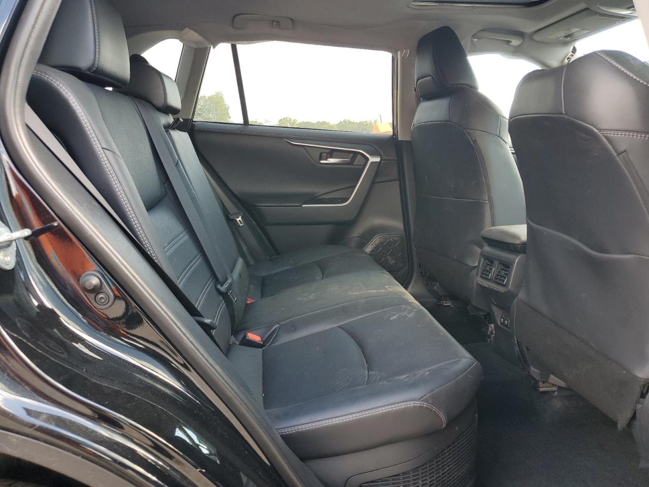 2020 Toyota Rav4 Limited VIN: 2T3DWRFV7LW053320 Lot: 70653185