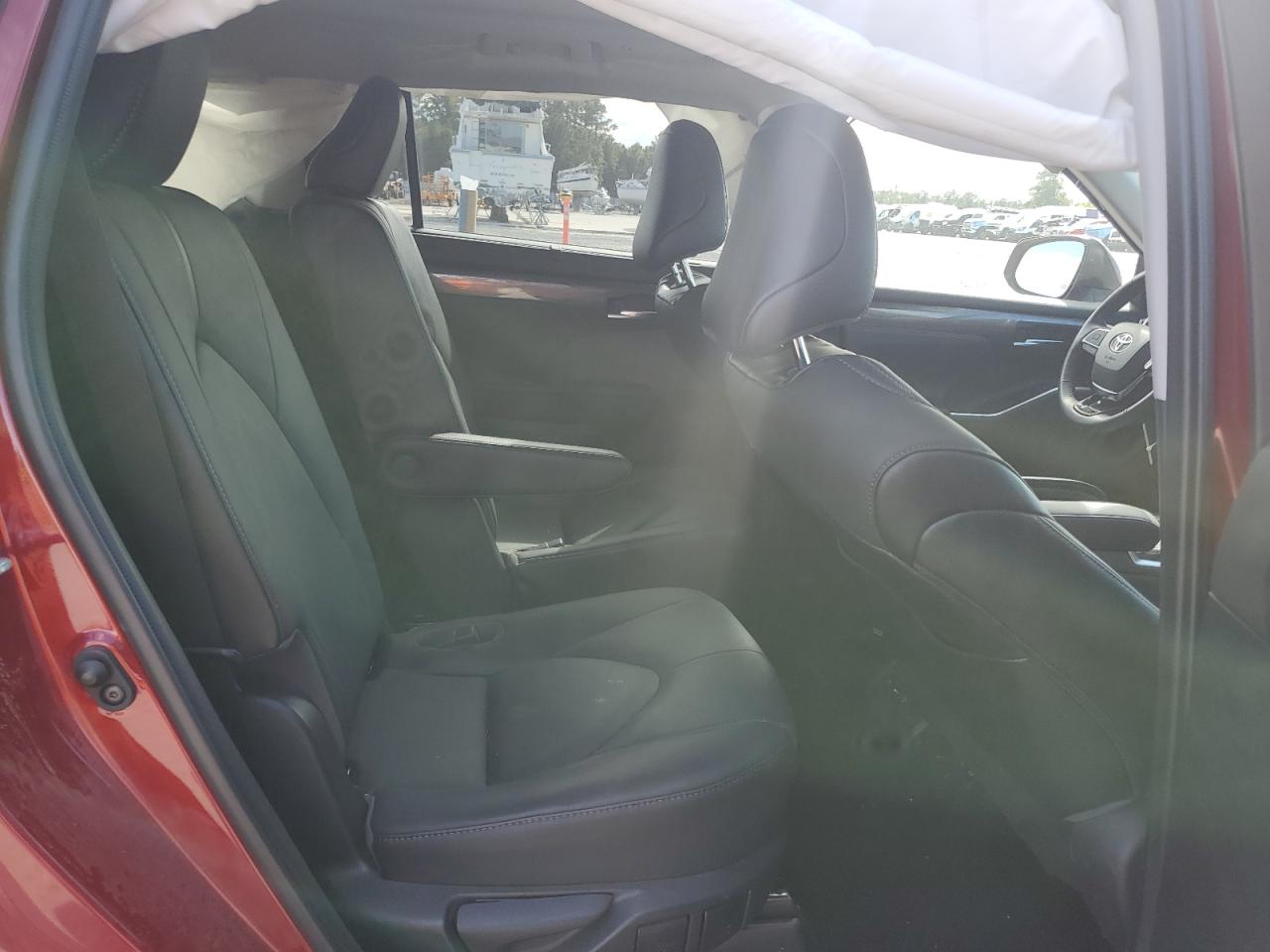 2021 Toyota Highlander Platinum VIN: 5TDFZRBHXMS097458 Lot: 81633415