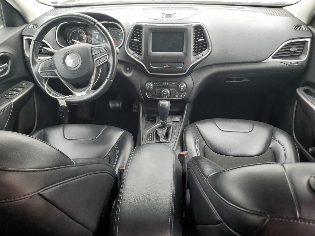 2019 Jeep Cherokee Latitude Plus VIN: 1C4PJLLB7KD263656 Lot: 81299245