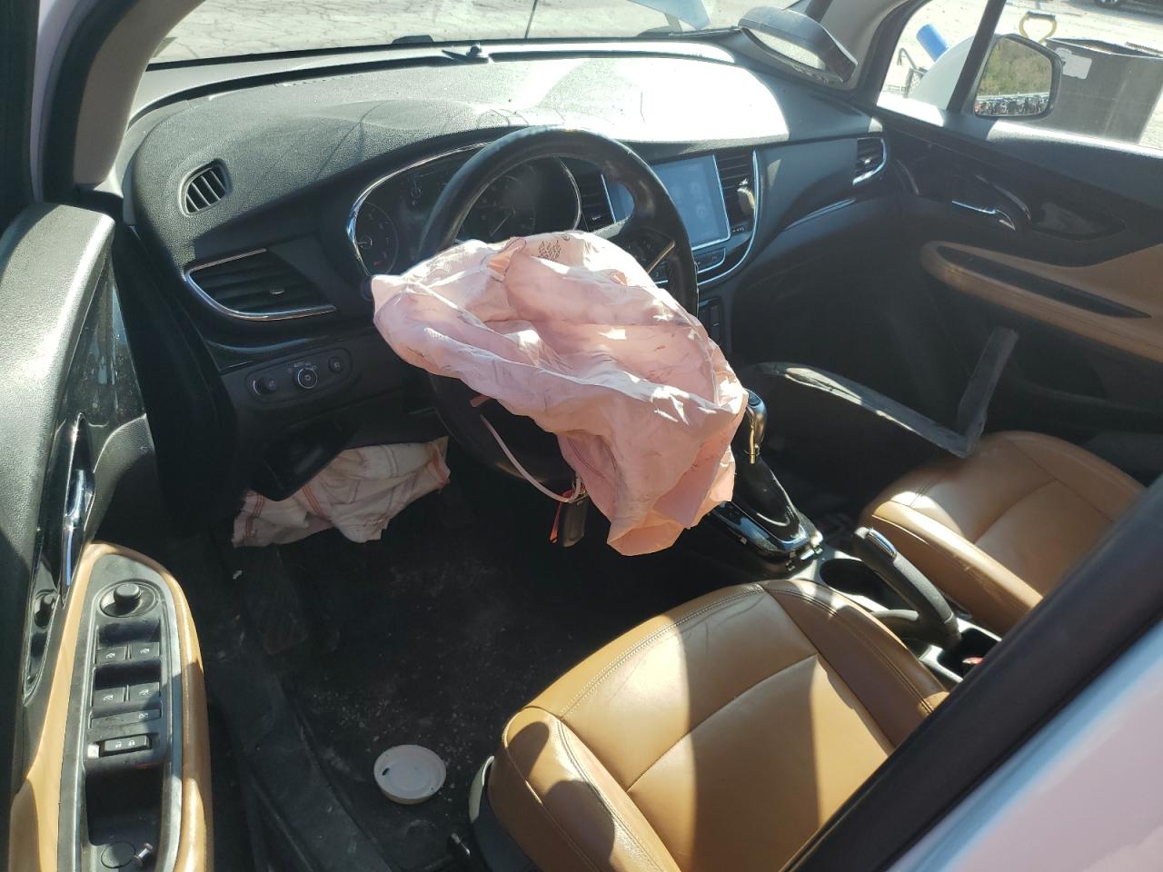 2019 Buick Encore Essence VIN: KL4CJGSM1KB858632 Lot: 84437175
