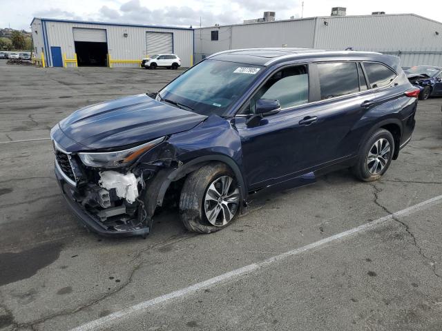 TOYOTA HIGHLANDER L 2023