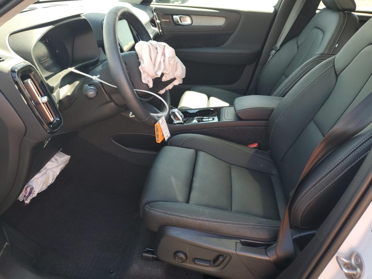 2024 Volvo Xc40 Plus VIN: YV4L12UE1R2379682 Lot: 81924045