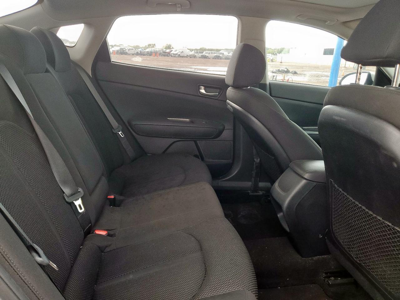 2019 Kia Optima Lx VIN: 5XXGT4L38KG311065 Lot: 83799705