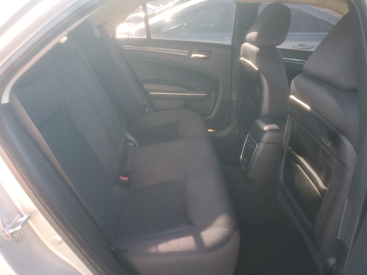 2019 Chrysler 300 Touring VIN: 2C3CCAAG6KH609926 Lot: 80406865
