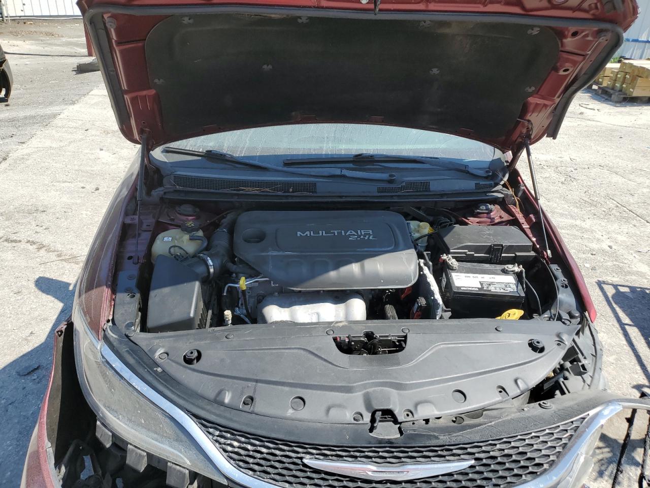 2015 Chrysler 200 C VIN: 1C3CCCCB8FN575370 Lot: 81129985