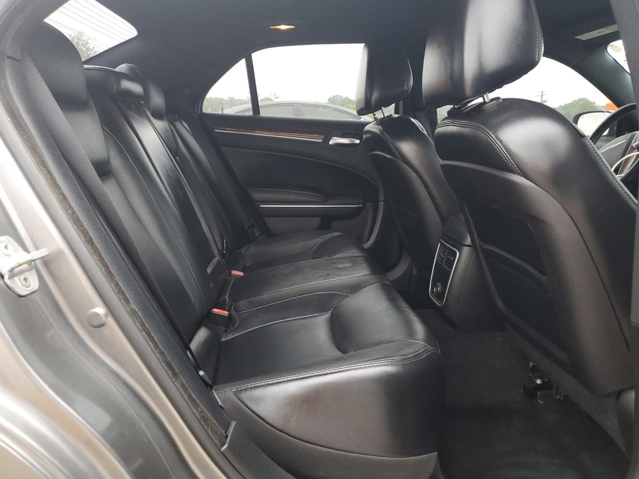 2012 Chrysler 300 Limited VIN: 2C3CCACG5CH308580 Lot: 83925395