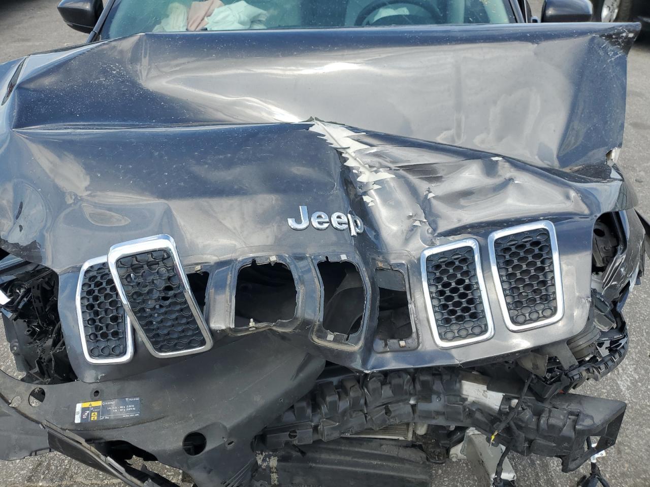 2020 Jeep Cherokee Latitude Plus VIN: 1C4PJLLBXLD511707 Lot: 71158395